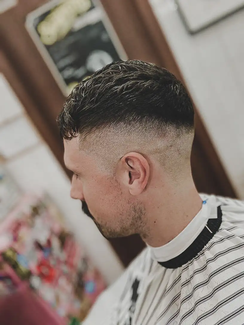 Wood Barber Shop Vigonza Wood barber shop Vigonza